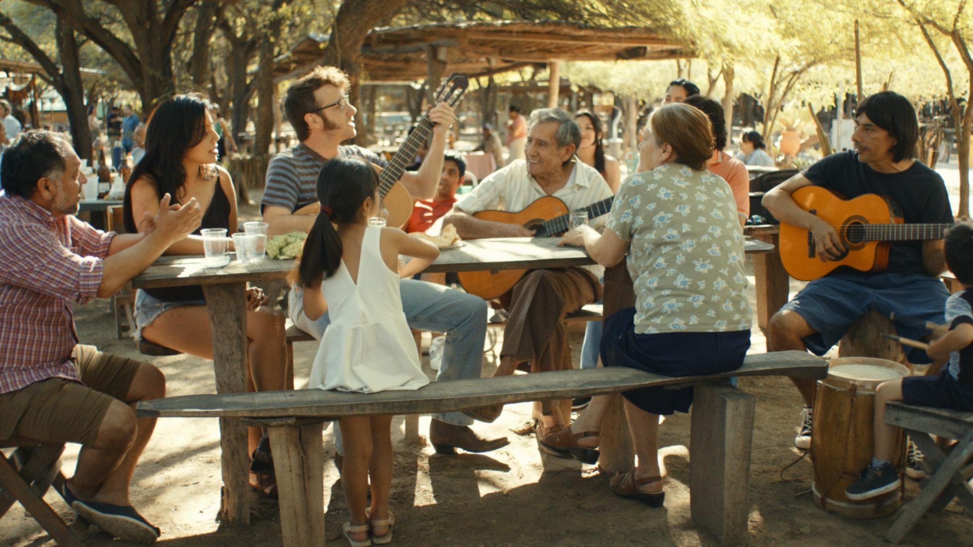 La familia Carabajal forma parte del elenco de la película.
