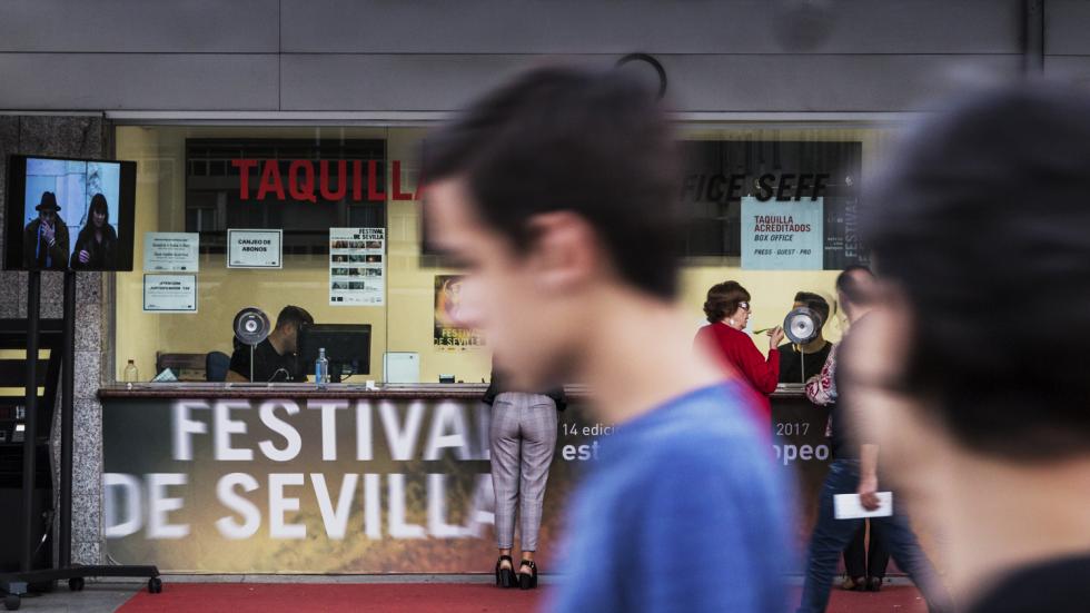 Público en los cines de Nervión