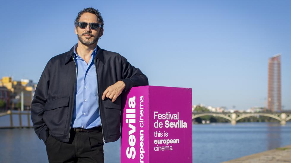Paco León