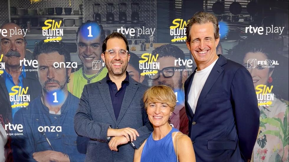 Araceli Álvarez de Sotomayor, Javier Aguayo y David Galán Galindo.
