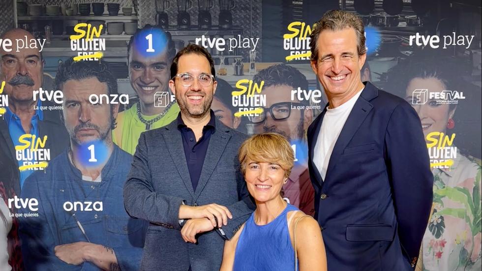 Araceli Álvarez de Sotomayor, Javier Aguayo y David Galán Galindo. Araceli Álvarez de Sotomayor, Javier Aguayo y David Galán Galindo.