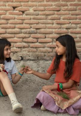 Fotograma de "La niña de la cabra"