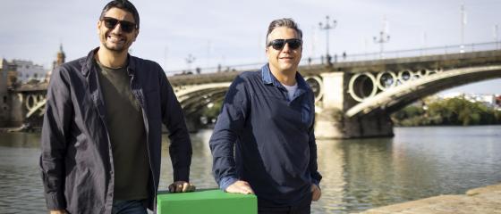 José Carlos de Isla junto a Paco Ortiz, productor y director de Antonio, el Bailarín de España 